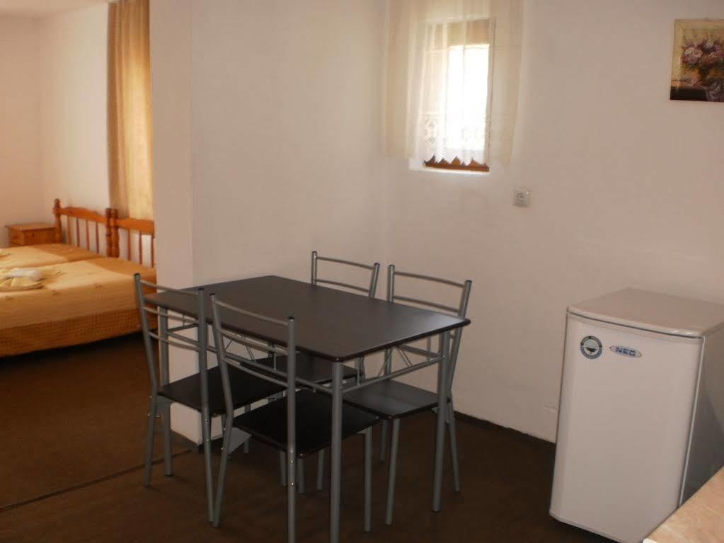 Ivet Guest House 오브조르 외부 사진